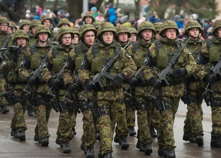 Estonia Reportedly Contemplating Deploying Troops to Ukraine for Support Roles