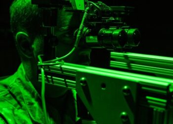 Defense Firms Embrace Self-Funded Prototypes Amid Urgency