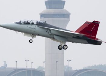 Congress Urges Boeing to End Strike with Union Workers