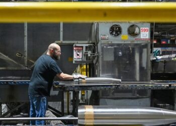 Defense Contractors Face Shutdown Challenges Amid Growth