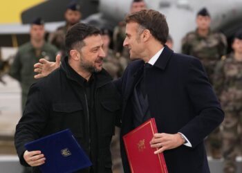 Ukraine Signs Major Deal for 100 Rafale Warplanes