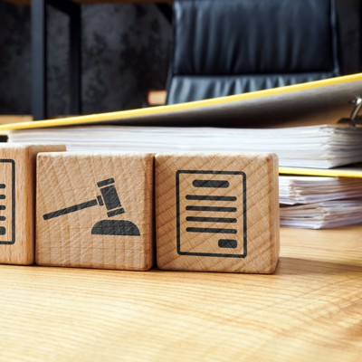 Contractors Face Fear Amid Federal Shutdown Costs